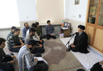 دیدار جمعی از اعضای انجمن اسلامی دانشجویان مستقل دانشگاه بیرجند با نماینده معزز ولی فقیه در استان