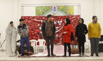 برگزاری تئاتر با موضوعات اجرای معرفی زوج های دانشجو و ازدواج دانشجویی در «جشنواره رویش یلدایی ۲ »