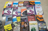 اهداء کتاب به کتابخانه مرکزی و مرکز نشر توسط دکتر محمدحسین قریشی